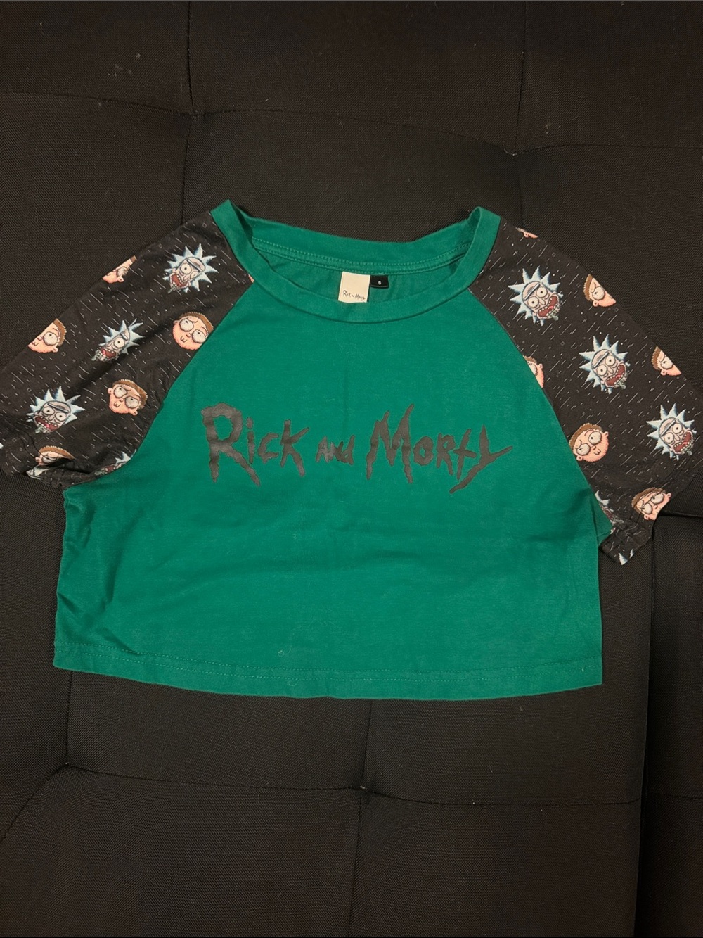 SHEIN Green Rick and Morty Crop Tee